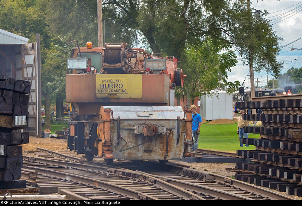 Amtrak Burro Crane Model 50 laying track